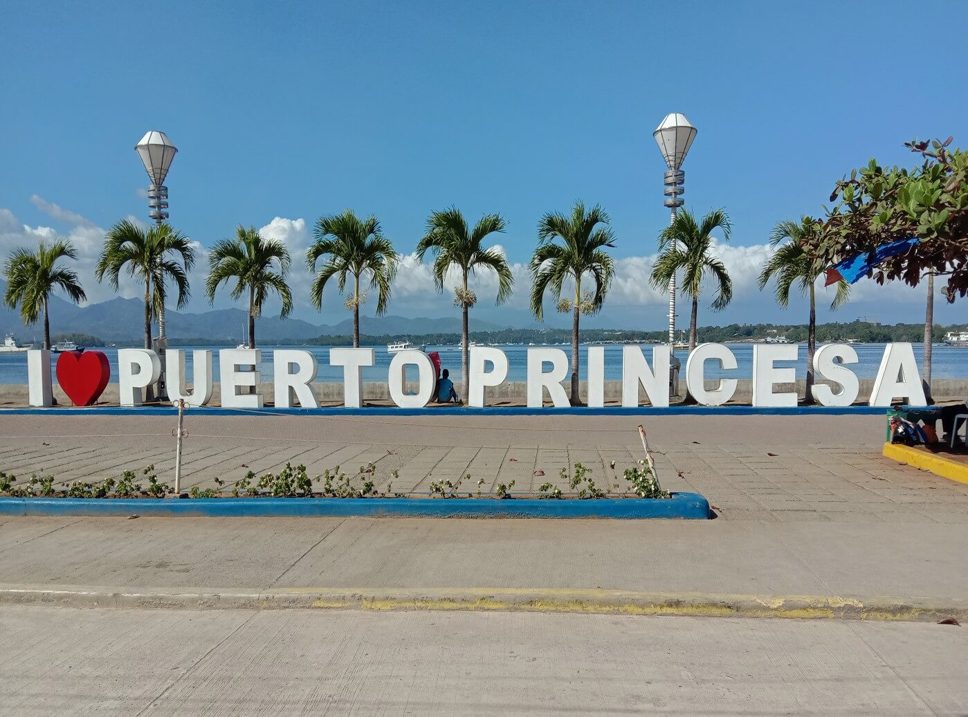 Puerto Princesa City Baywalk Park